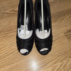 Apostrophe Black Peep-Toe Heels